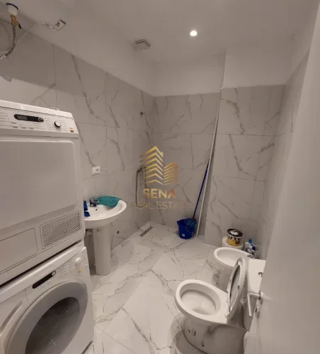Tirane, jepet me qera apartament 1+1+Ballkon Kati 0, 57 m² 550 € (Kodra e Diellit)