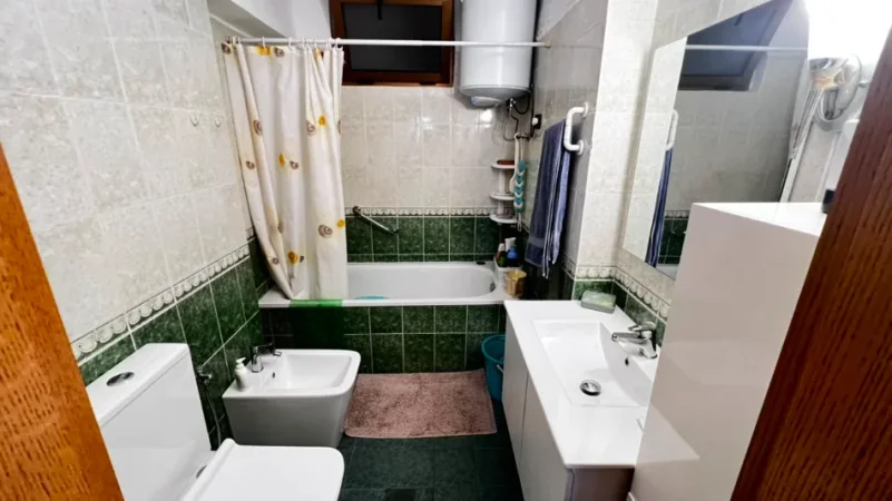Tirane, SHITET APARTAMENT  2+1+2 QENDER TE MUZEU KOMBETAR