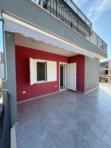 Tirane, jepet me qera apartament 5+1 Kati 1, 300 m² 2500 € (TEG – Tirana East Gate)