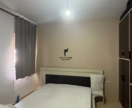 Tirane, jepet me qera apartament 1+1+Ballkon Kati 4, 60 m² 550 € (KODRA E DIELLIT)