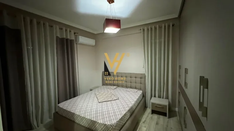 Tirane, jepet me qera apartament 2+1+Ballkon Kati 1, 99 m² 620 € (KOPSHTI BOTANIK)
