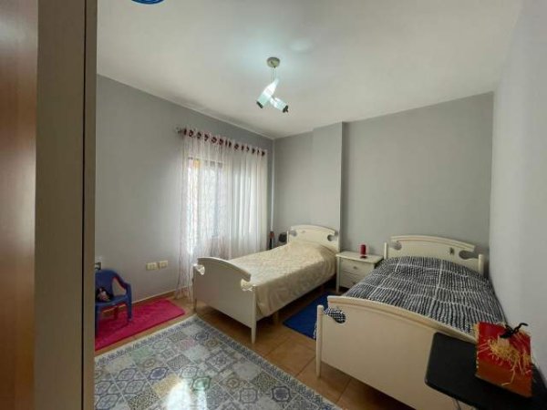 Tirane, shitet apartament 2+1+BLK Kati 2, 103 m² 137.000 Euro (bulevardi bajram curri)