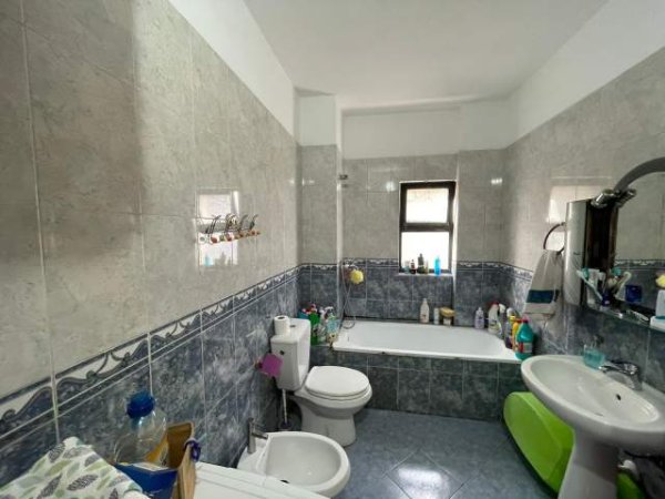 Tirane, shitet apartament 2+1+BLK Kati 2, 103 m² 137.000 Euro (bulevardi bajram curri)