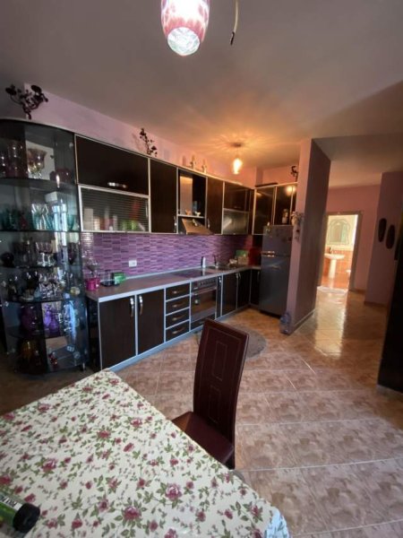 Tirane, shitet apartament 2+1+A+BLK Kati 8, 96 m² 99.000 Euro (Afer Nela 6)