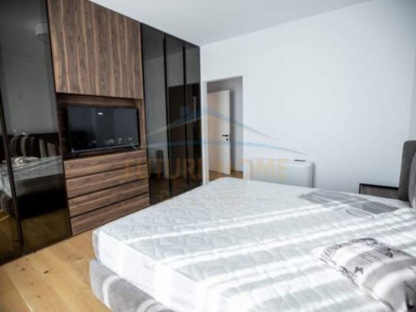 Tirane, jepet me qera Vile Kati 1, 600 m² 5.000 Euro (teg)