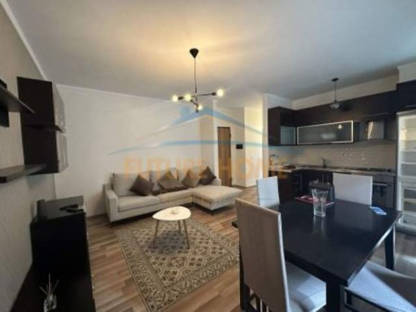 Tirane, shitet apartament 2+1 Kati 4, 87 m² 125.000 Euro (Kodra e Diellit)