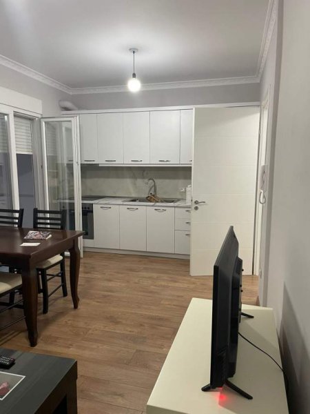 Fier, shitet apartament 1+1 Kati 7, 70 m² 59.500 Euro (Rr. Skender Muskaj)