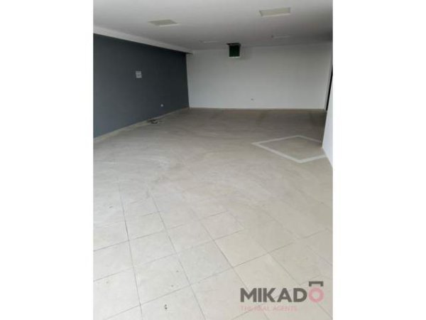 jepet me qera 75 m² 250 Euro