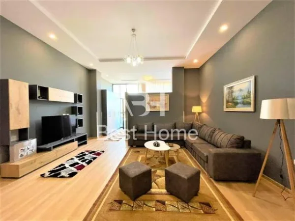 Tirane, jepet me qera apartament 1+1+BLK Kati 1, 92 m² 500 Euro (Rruga Peti, Liqeni)