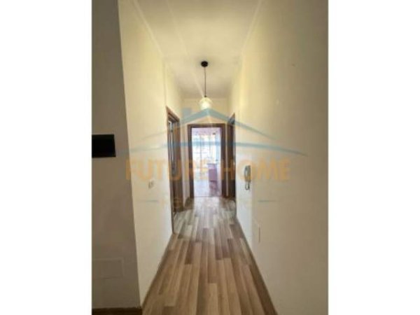 Tirane, shitet apartament 2+1 Kati 4, 87 m² 125.000 Euro (Kodra e Diellit)