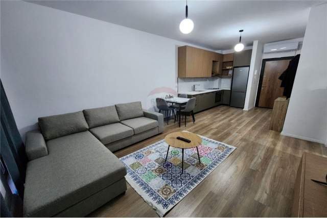 Tirane, jepet me qera apartament 1+1 Kati 4, 56 m² 400 Euro
