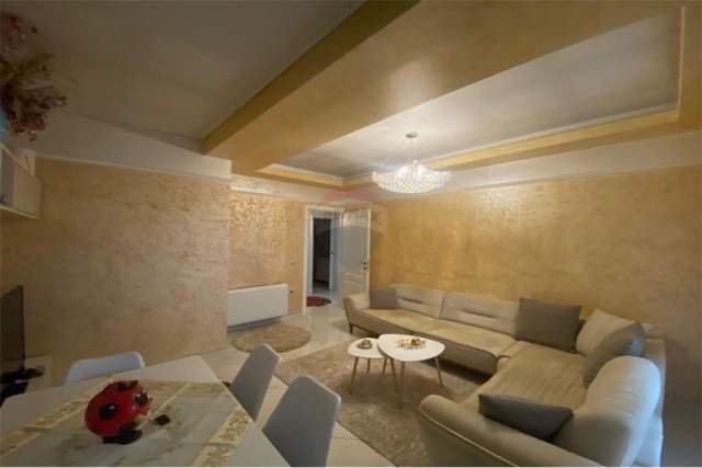 Tirane, jepet me qera apartament 1+1 88 m² 500 Euro (Astir)