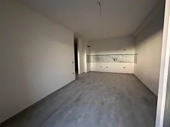 Tirane, shitet apartament 2+1+BLK Kati 5, 85 m² 107.000 Euro (Rruga e Kavajes)