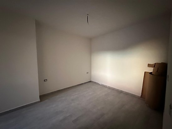 Tirane, shitet apartament 2+1+BLK Kati 5, 85 m² 107.000 Euro (Rruga e Kavajes)