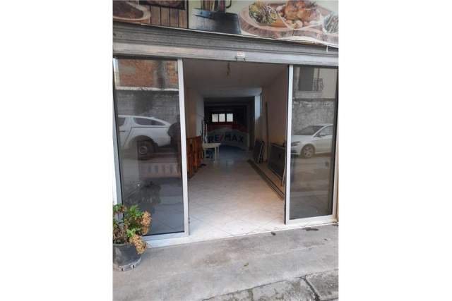 Tirane, jepet me qera dyqan Kati 0, 100 m² 700 Euro (Globe)