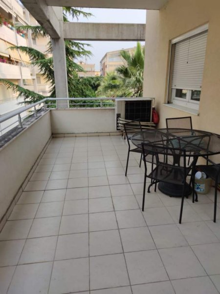 Tirane, jepet me qera apartament 2+1+BLK Kati 2, 170 m² 1.200 Euro (Sauk)