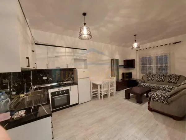 Durres, jepet me qera apartament 1+1+BLK Kati 4, 62 m² 285 Euro