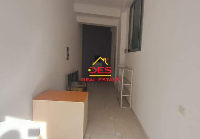 Vlore, shitet dyqan Kati 0, 25 m² 35.000 Euro (Kali i Trojes)