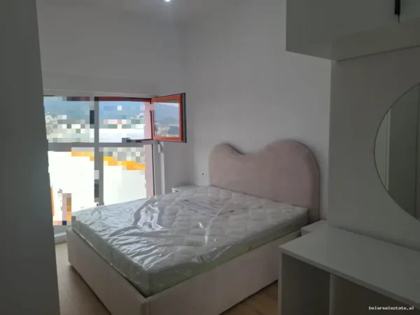 Tirane, jepet me qera apartament 1+1+Ballkon Kati 9, 75 m² 540 € (Ali Dem)