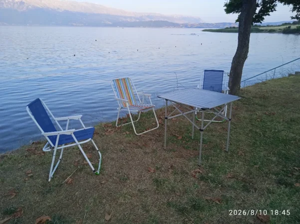 Tirane, shes Set karrige portatine 3 cope dhe tavoline polazhi 30 €
