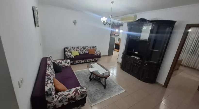 Tirane, jepet me qera apartament 1+1 Kati 9, 70 m² 520 € (Lulishtja)
