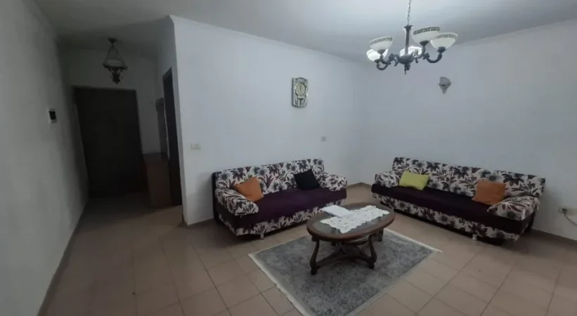 Tirane, jepet me qera apartament 1+1 Kati 9, 70 m² 520 € (Lulishtja)