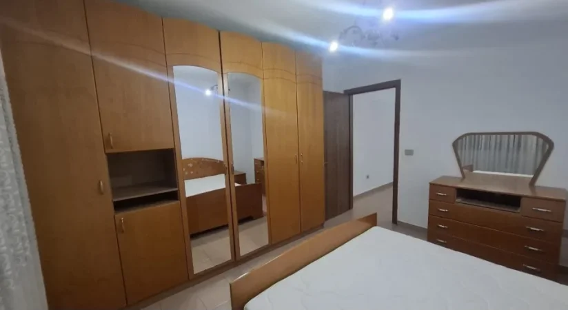 Tirane, jepet me qera apartament 1+1 Kati 9, 70 m² 520 € (Lulishtja)