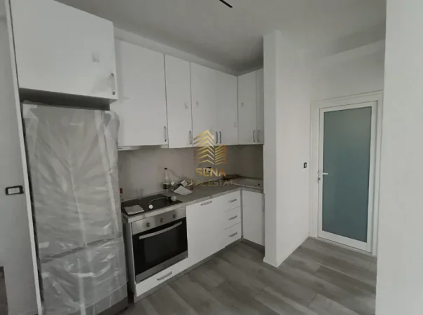 Tirane, jepet me qera apartament 1+1 Kati 1, 60 m² 450 € (Porcelan)