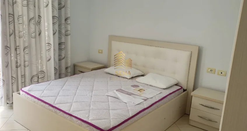 Tirane, jepet me qera apartament 1+1+Ballkon Kati 3, 65 m² 450 € (Astir)