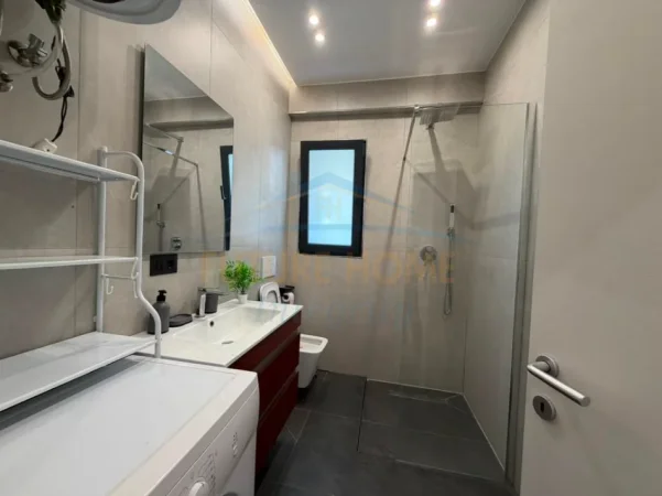 Tirane, jepet me qera apartament 1+1+Verandë Kati 1, 45 m² (Kodra e Priftit)