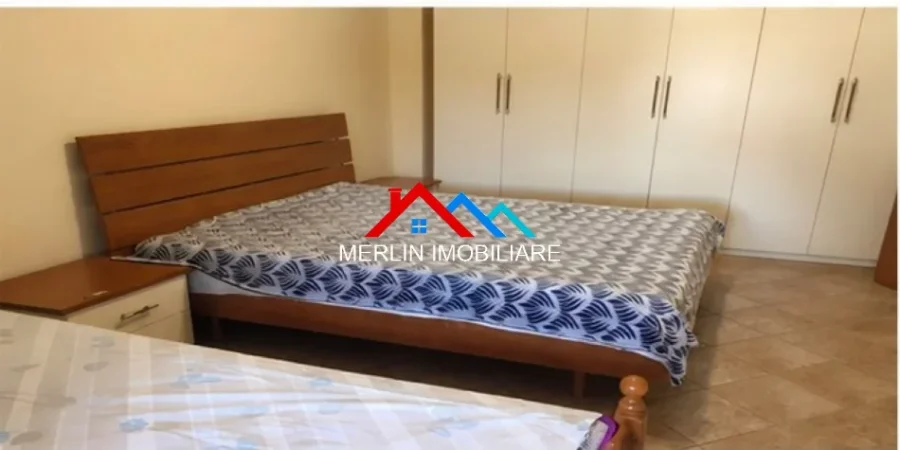 Tirane, Jepet me qera apartament 1+1 Kati 4, 70 m² 483 € (Rruga Jeronim De Rada, Qender.)