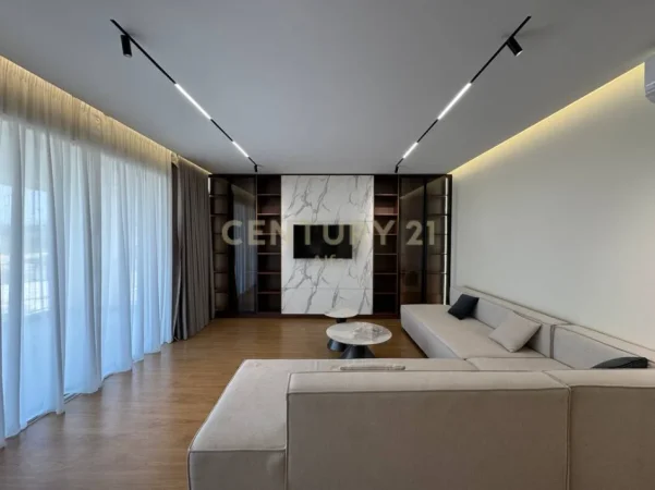 Tirane, jepet me qera apartament+verande | Penthouse 3+1+Aneks+Ballkon Kati 3, 187 m² 2.200 € (Liqeni i Thate)