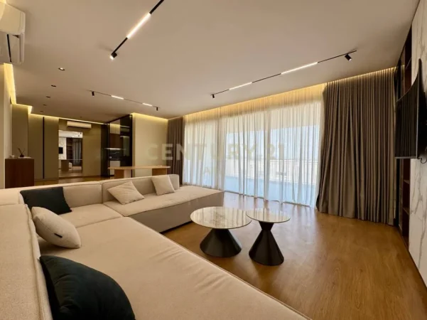 Tirane, jepet me qera apartament+verande | Penthouse 3+1+Aneks+Ballkon Kati 3, 187 m² 2.200 € (Liqeni i Thate)