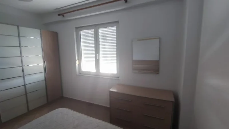 Tirane, jepet me qera apartament 1+1 Kati 5, 78 m² 400 € (Materniteti i Ri)