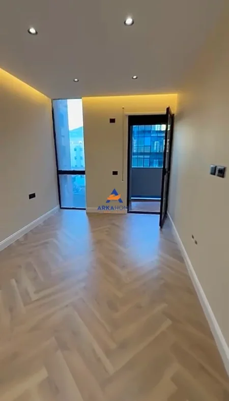 Tirane, jepet me qera apartament 2+1+Ballkon Kati 2, 111 m² 1.200 € (HIPOTEKA)