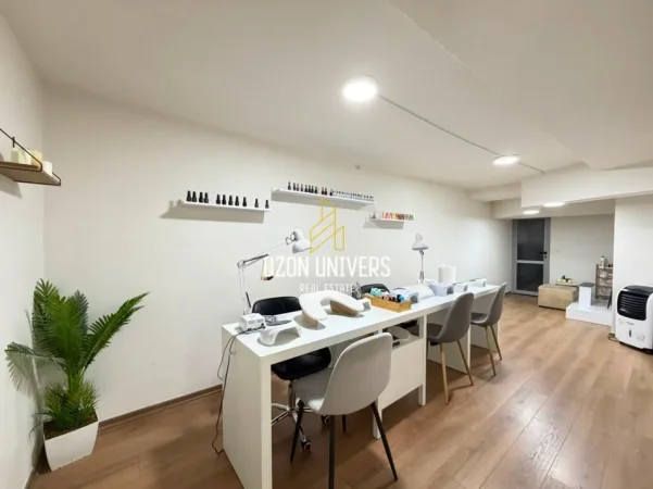 Tirane, shitet ambjent biznesi Kati 1, 60 m² (Fresk)