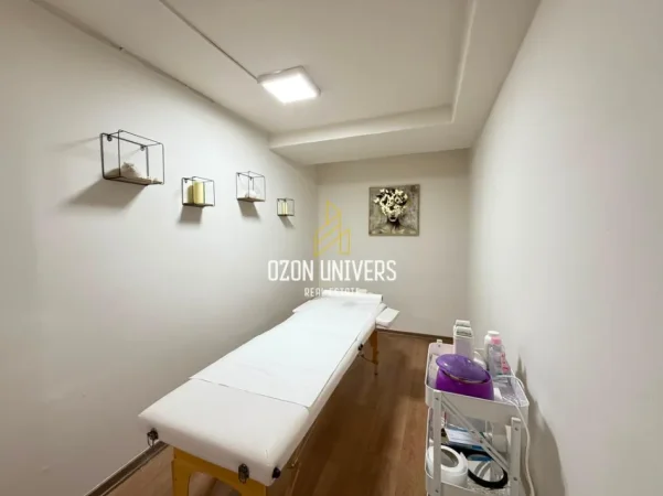 Tirane, shitet ambjent biznesi Kati 1, 60 m² (Fresk)