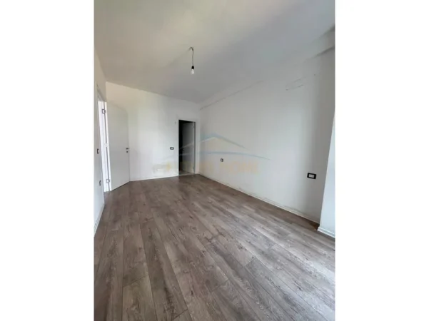 Tirane, shitet apartament 3+1 Kati 2, 124 m² 230.000 € (Jordan Misja)