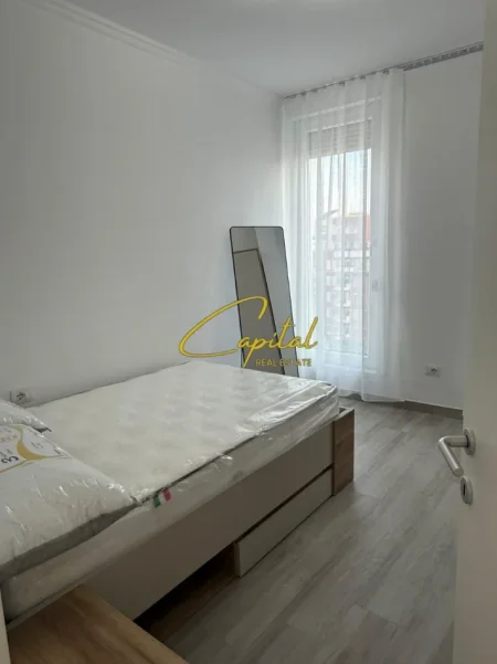 Tirane, jepet me qera apartament 2+1 Kati 7, 75 m² 700 € (STACIONI TRENIT)