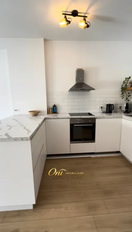 Tirane, jepet me qera apartament 1+1 Kati 2, 65 m² 750 € (PRANE SPAK)