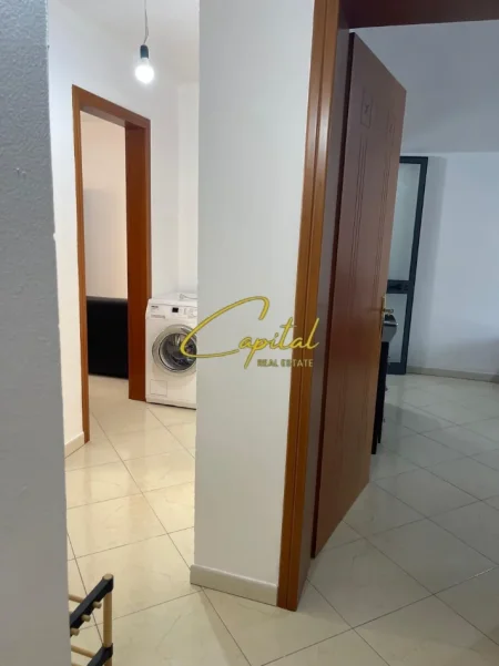 Tirane, jepet me qera apartament 2+1 Kati 3, 113 m² 450 € (SELITE)