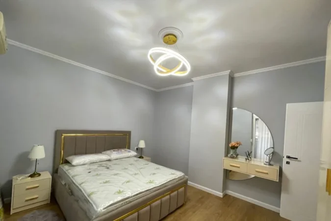 Tirane, jepet me qera apartament 2+1 Kati 4, 120 m² 970 € (Zogu i Zi)