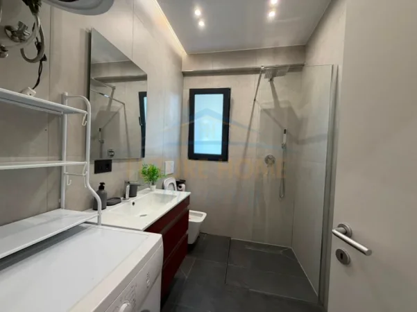 Tirane, jepet me qera apartament 1+1+Ballkon Kati 1, 45 m² 500 € (Kodra e Priftit)