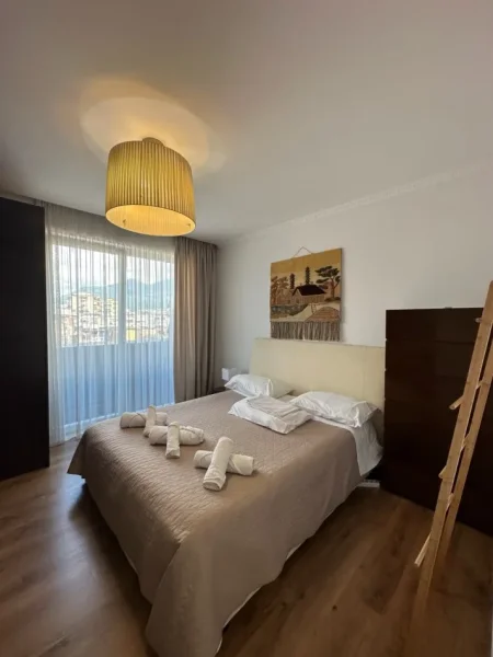Tirane, jepet me qera apartament 1+1 Kati 5, 85 m² 750 € (QENDER — Rruga Mine Peza)