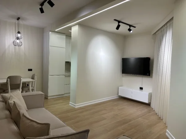 Tirane, shitet apartament 1+1+Aneks+Ballkon Kati 5, 61 m² 165.000 € (zogu i zi)