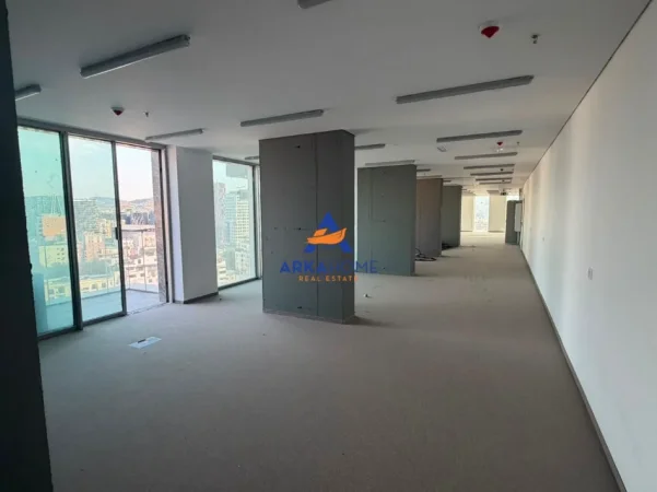 Tirane, jepet me qera ambjent biznesi Kati 15, 500 m² 15.000 € (RRUGA ELBASANIT)