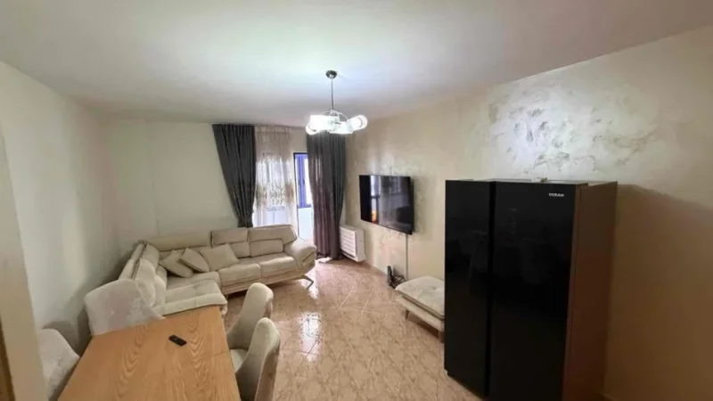 Tirane, jepet me qera apartament 2+1 Kati 4, 97 m² 650 € (Bulevardi Gjergj Fishta)