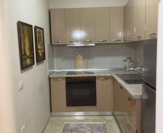 Tirane, jepet me qera apartament 1+1+Ballkon Kati 3, 67 m² 600 € (Qender, prane FSHN)