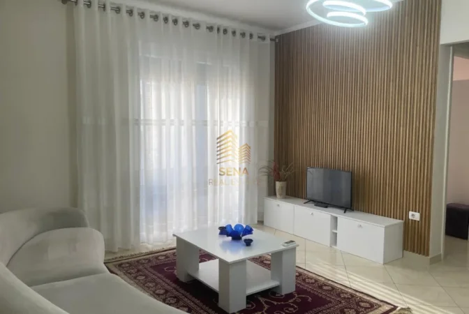 Tirane, jepet me qera apartament 1+1+Ballkon Kati 3, 67 m² 600 € (Qender, prane FSHN)