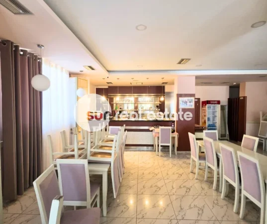 Shkoder, shitet ambjent biznesi Kati 0, 225 m² (QENDER)